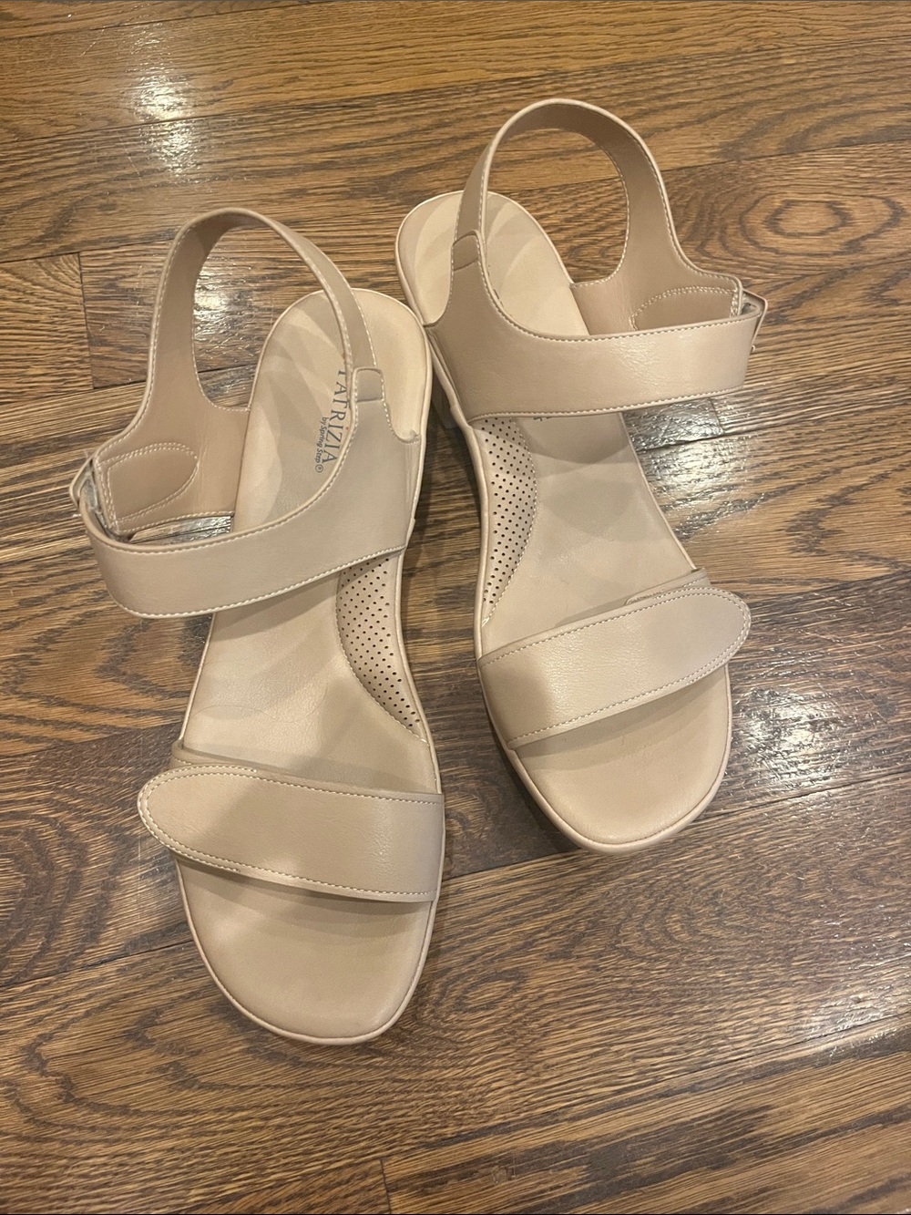 Patrizia 42 Women's Beige Comfort Sandals